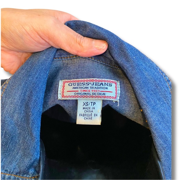 VINTAGE GUESS Denim Button Down Shirt Dark Wash Long Sleeves Brass Details - Picture 6 of 14